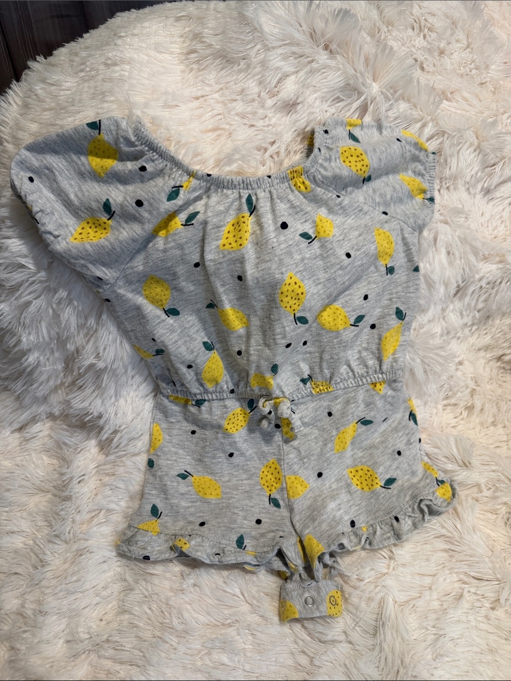 Old Navy Gray Romper with Yellow Lemon Print